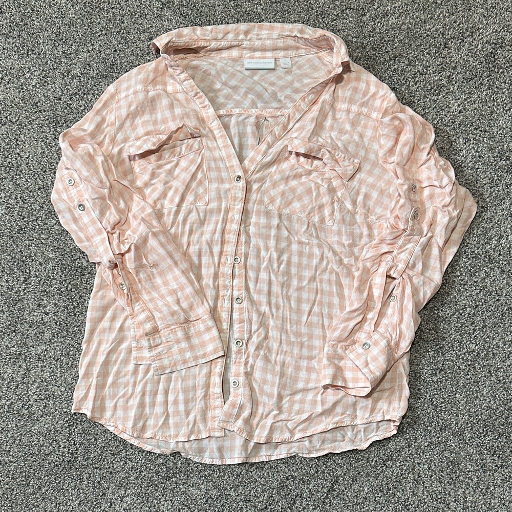 New York & Company Light Pink Checkered Button-Down Shirt